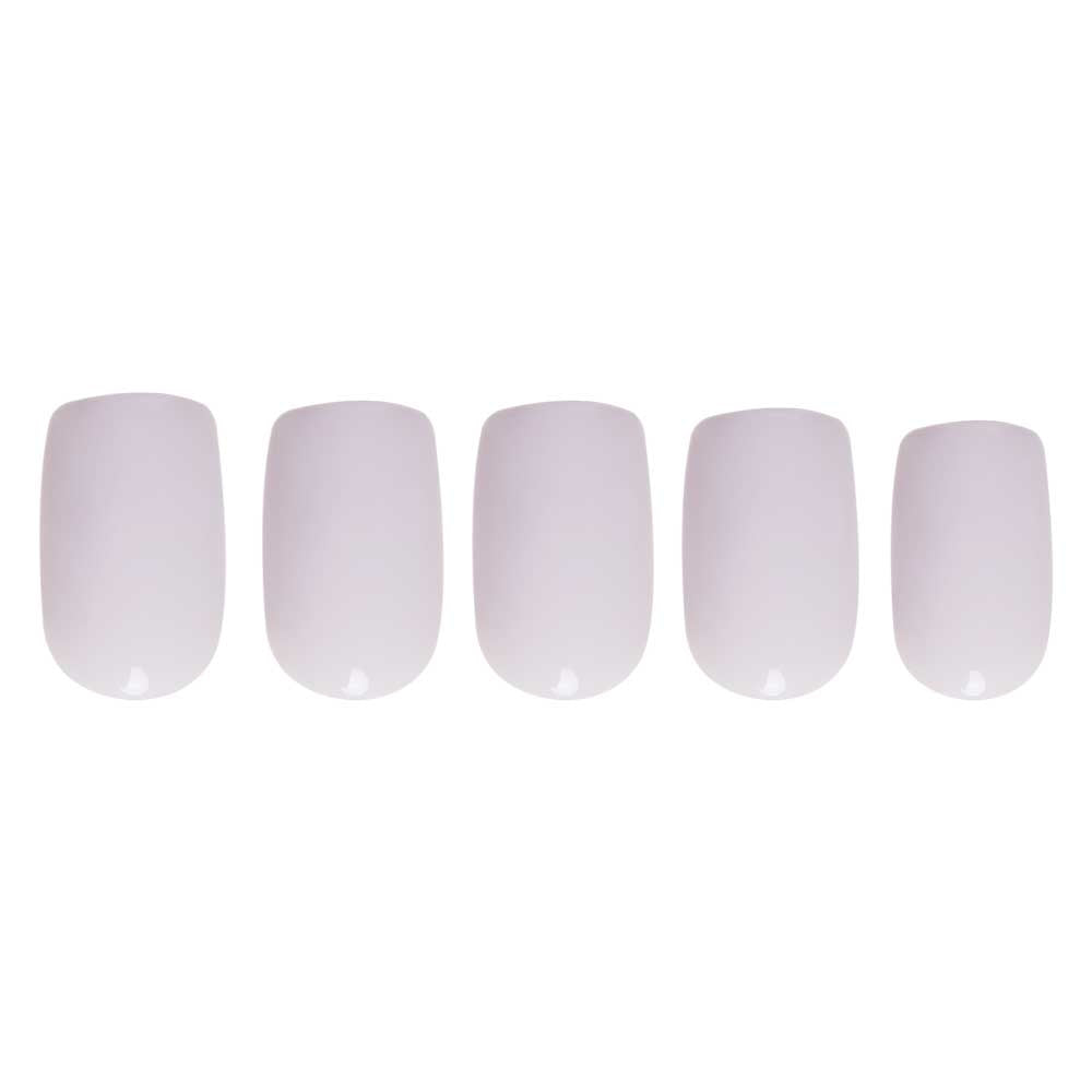 Five artificial squoval nails in Lilac Gray by glamnetic, featuring a pale, glossy light lilac-gray shade, are arranged in a row against a white background to showcase their elegant shape and shiny finish. - Product image