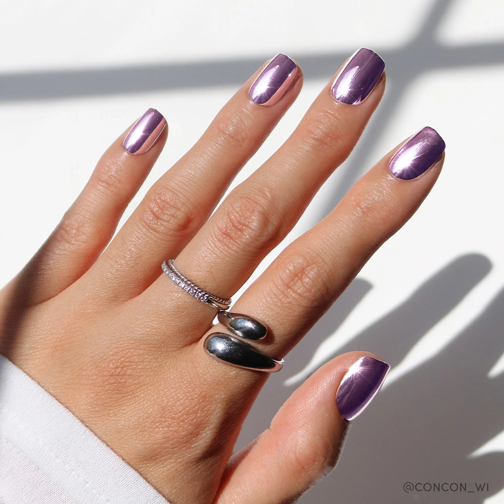 Short squoval press-ons nails - Product image