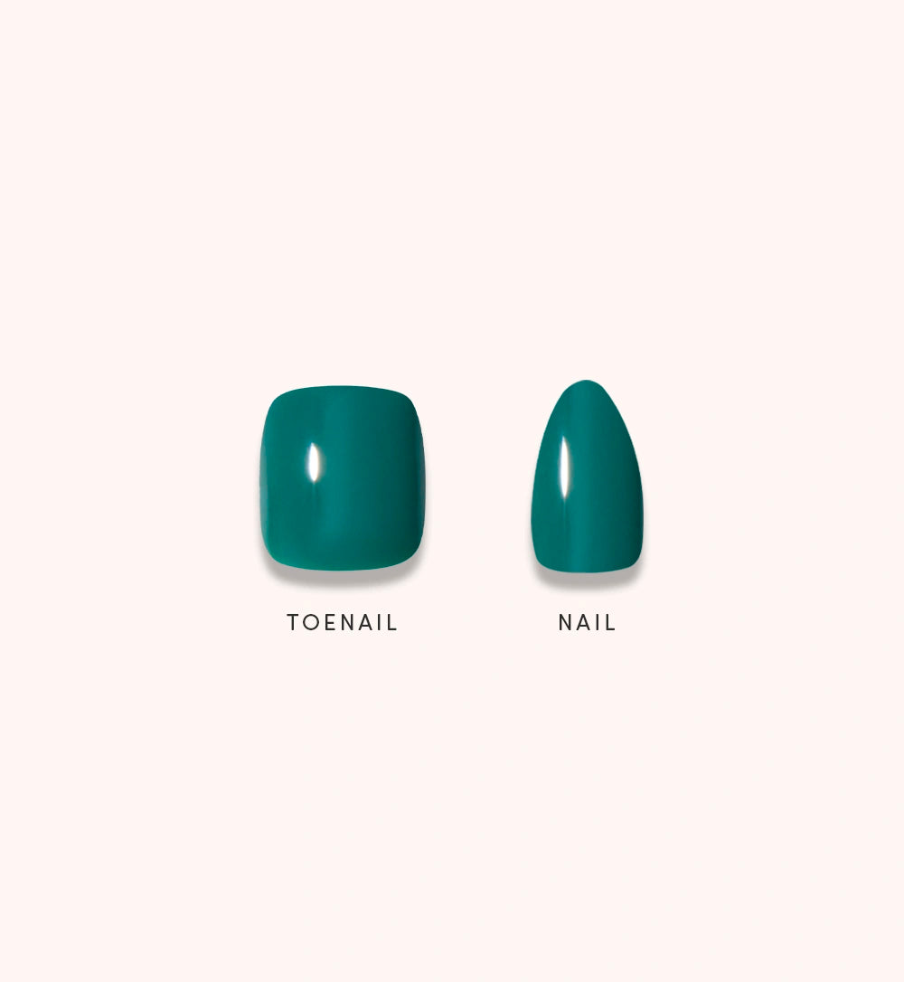 Emerald Green Mani & Pedi