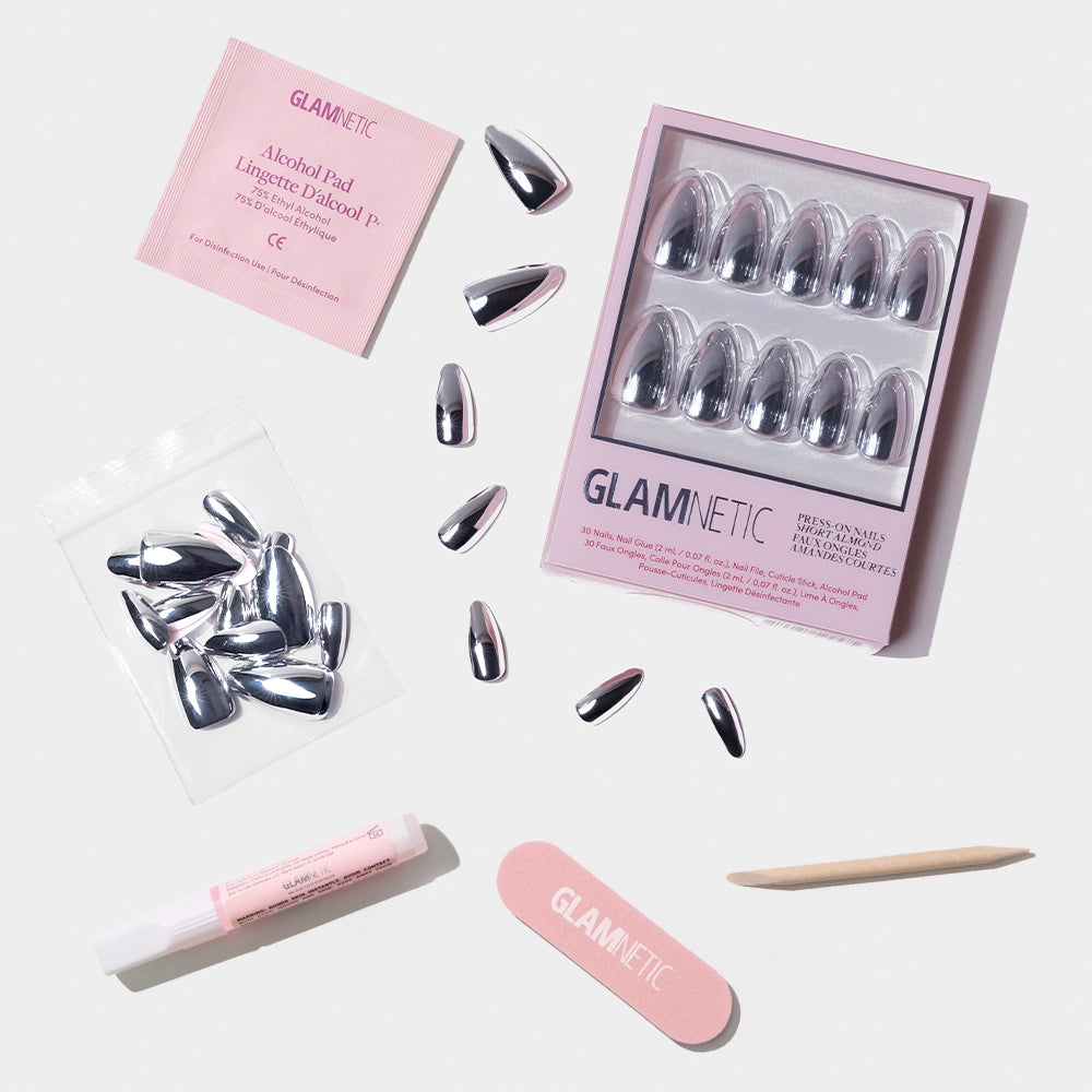 Glamnetic press-on nails kit - Product image