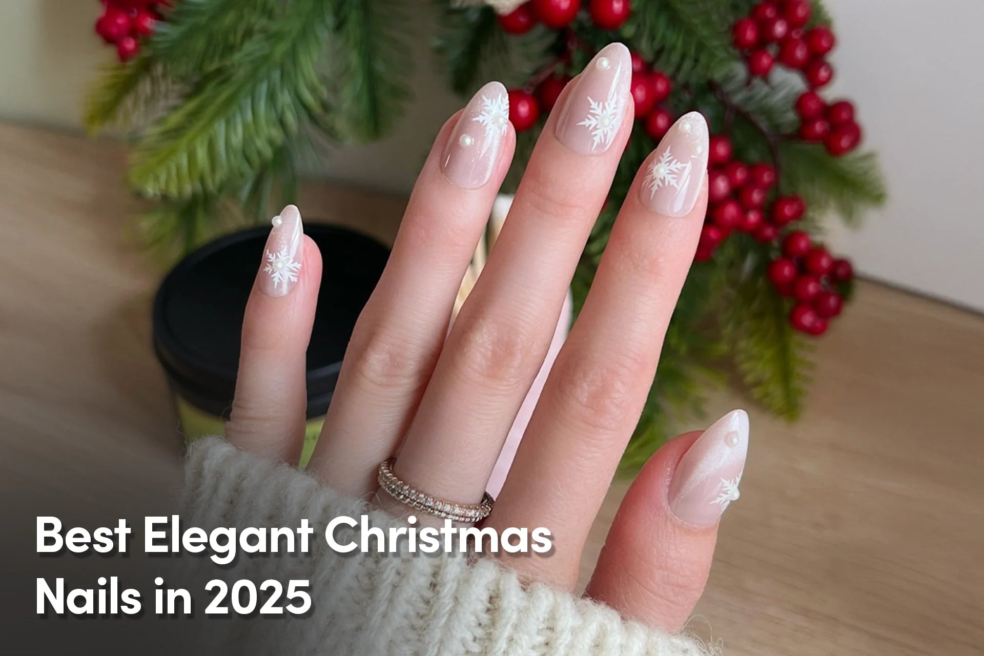 Best Elegant Christmas Nails in 2025