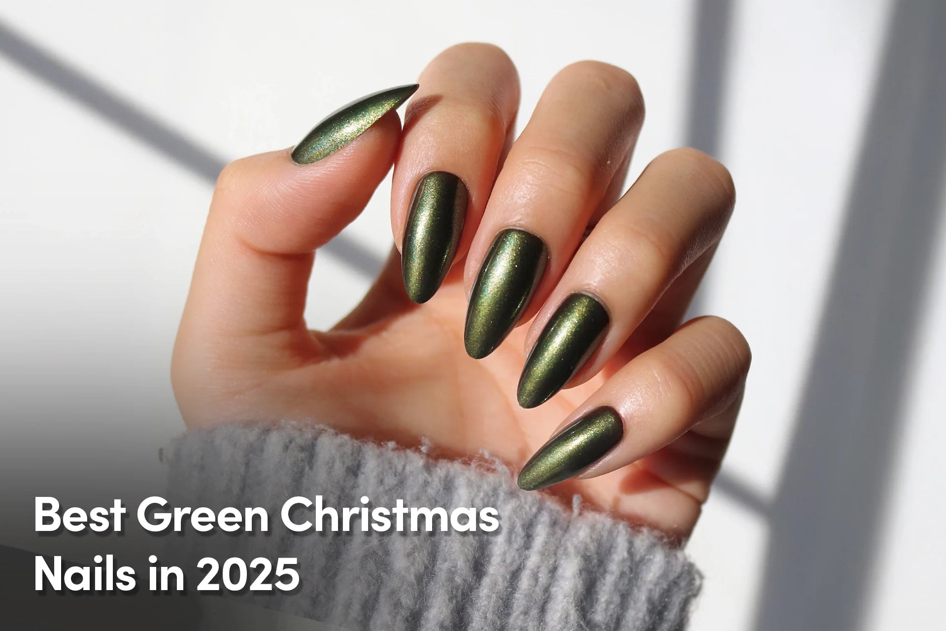 Best Green Christmas Nails in 2025