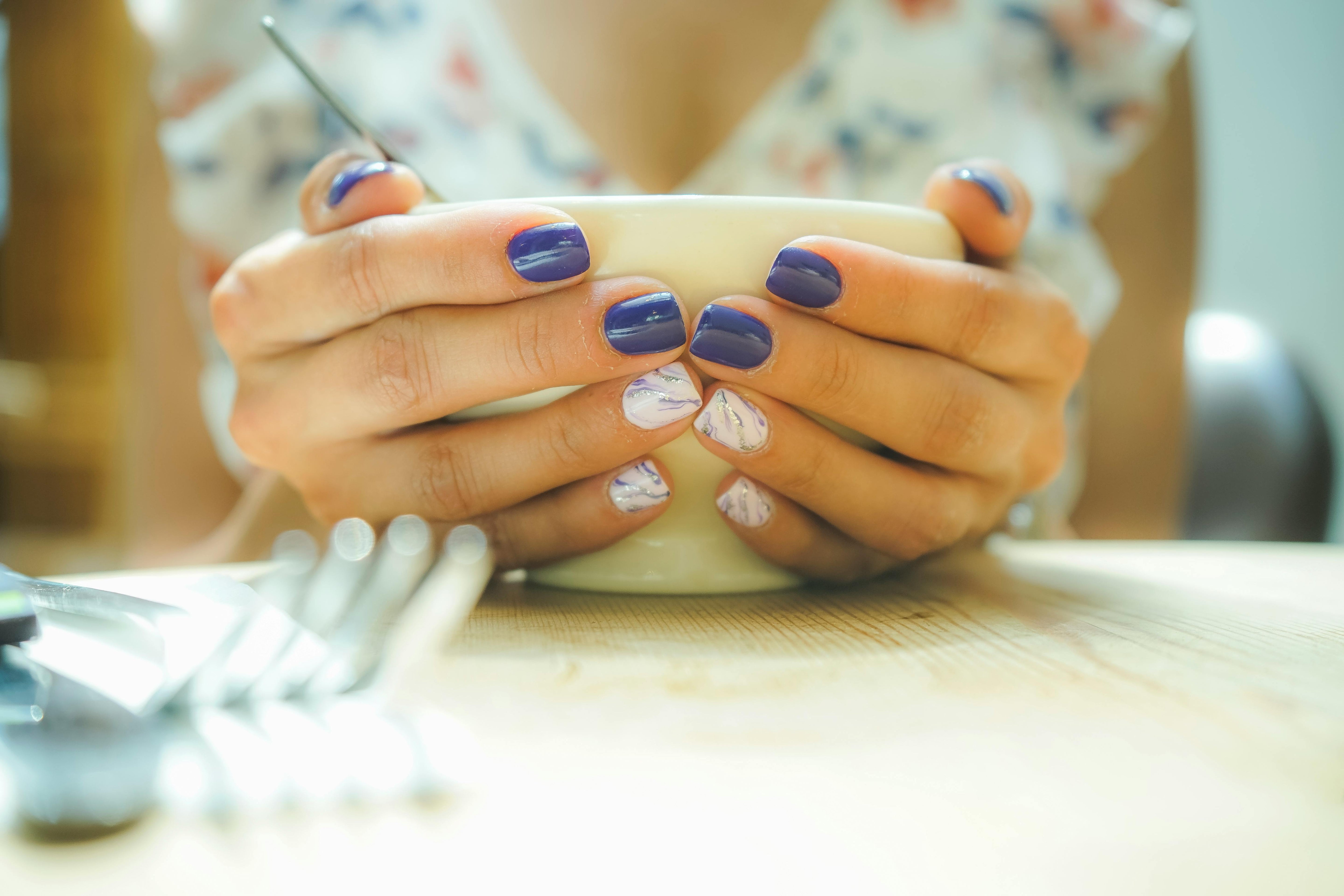 Best Blue Fake Nails in 2025 - Glamnetic