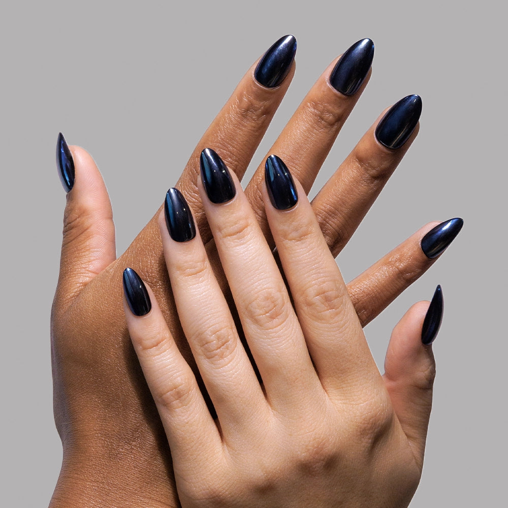 Hands with chrome nails - Product image